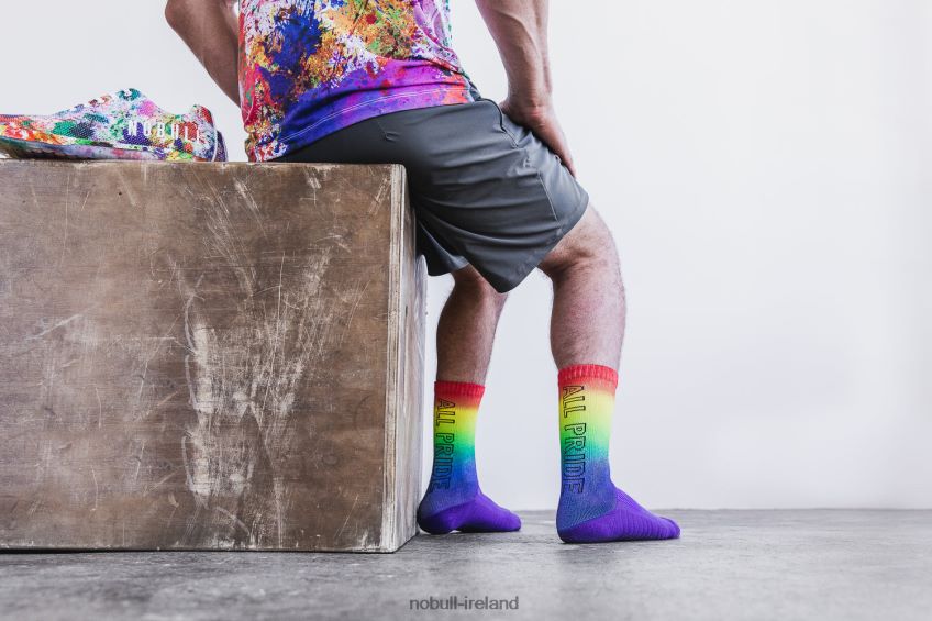 NOBULL N68P2P2907Crew Sock (All Pride)