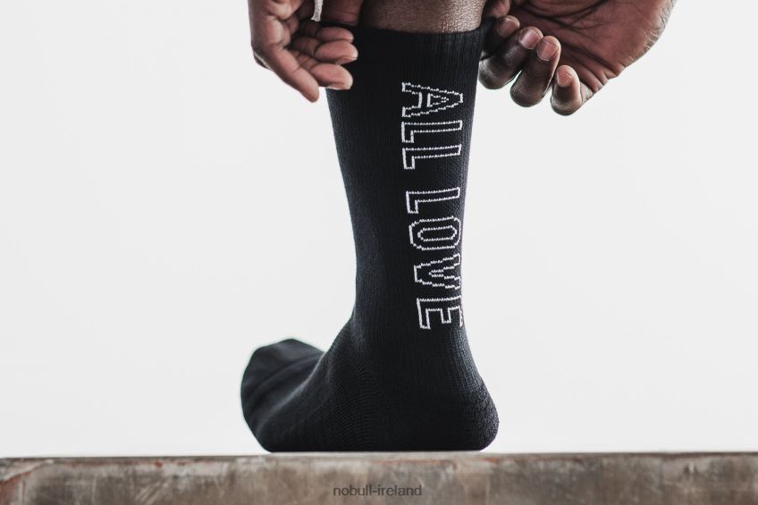 NOBULL N68P2P2917Crew Sock (All Love)