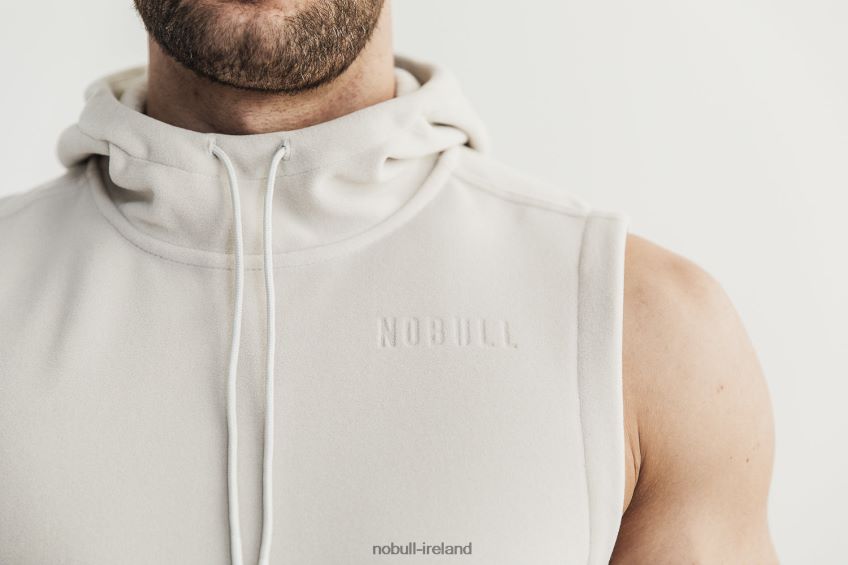 NOBULL N68P2P1051Men's Arctic Sleeveless Pullover