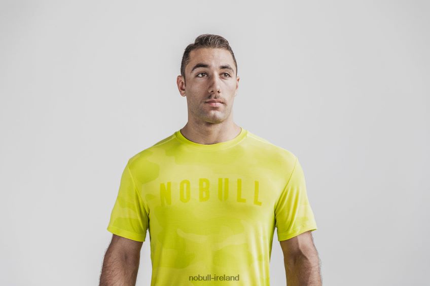 NOBULL N68P2P1080Men's Tee (Neon Camo) Yellow