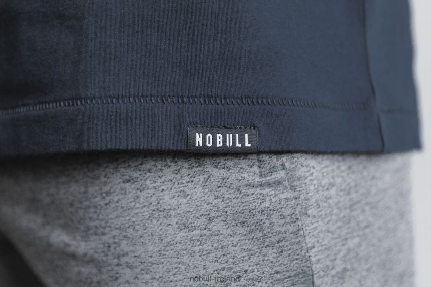 NOBULL N68P2P1100Men's Heavyweight Pocket Tee