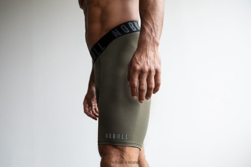 NOBULL N68P2P673Men's Compression Short 9 Army