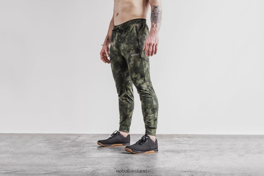 NOBULL N68P2P778Men's Jogger (Tie-Dye) Army