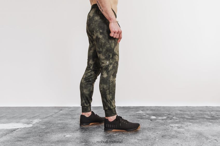 NOBULL N68P2P778Men's Jogger (Tie-Dye) Army