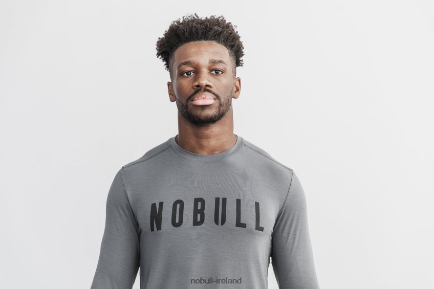 NOBULL N68P2P843Men's Long Sleeve Tee