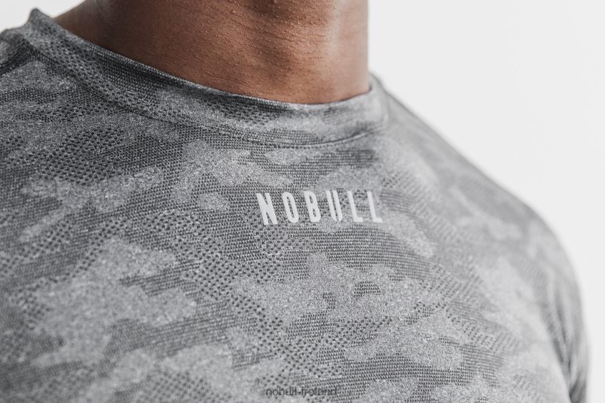 NOBULL N68P2P901Men's Lightweight Textured Tee (Camo) Black