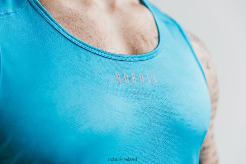 NOBULL N68P2P975Men's Lightweight Textured Tank (Neon Camo) Blue