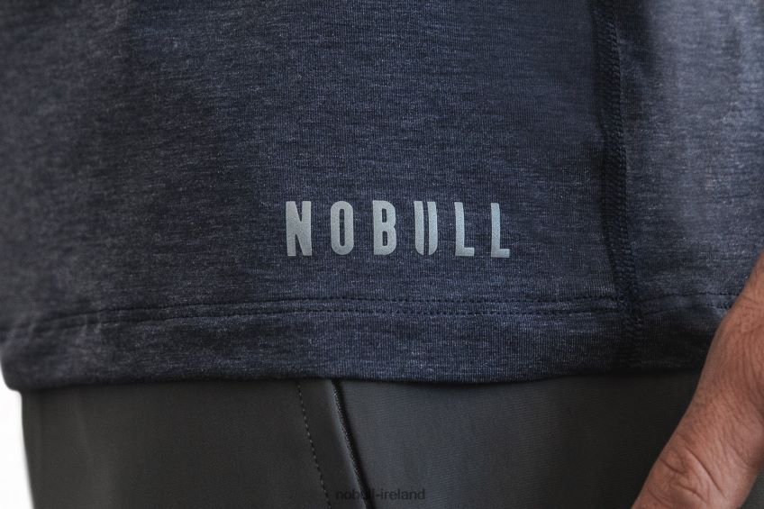 NOBULL N68P2P987Men's V-Neck Tee