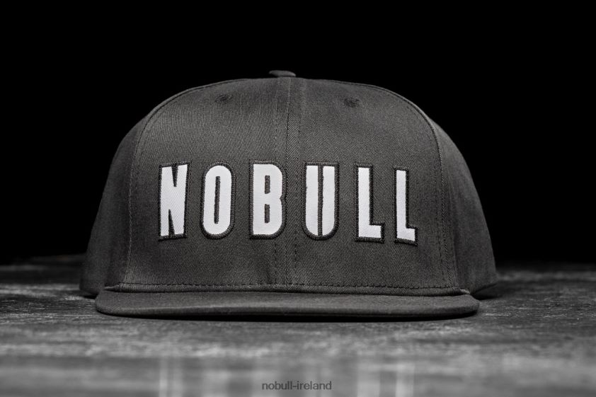 Varsity Flat-Brim Hat Nobull Unisex BRX6B6404