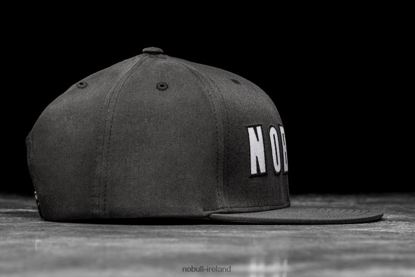 Varsity Flat-Brim Hat Nobull Unisex BRX6B6404