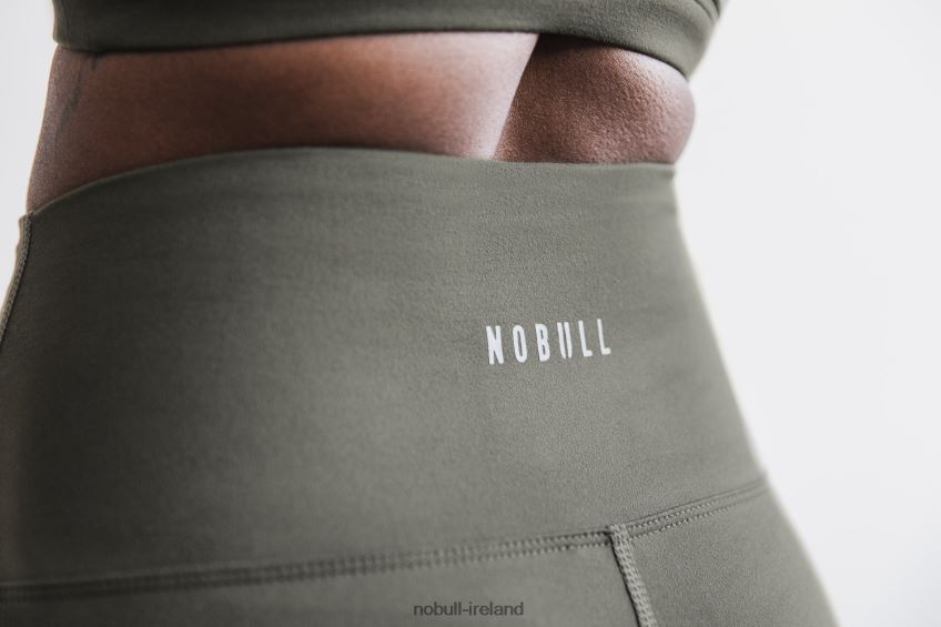 NOBULL N68P2P1839High-Rise Tight (Matte) Dark