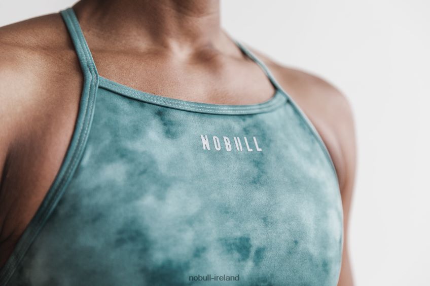 NOBULL N68P2P2090High-Neck Sports Bra (Tie-Dye) Oil