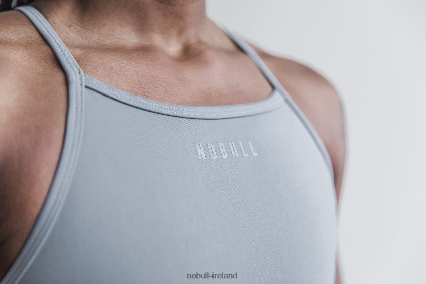 NOBULL N68P2P2117High-Neck Sports Bra