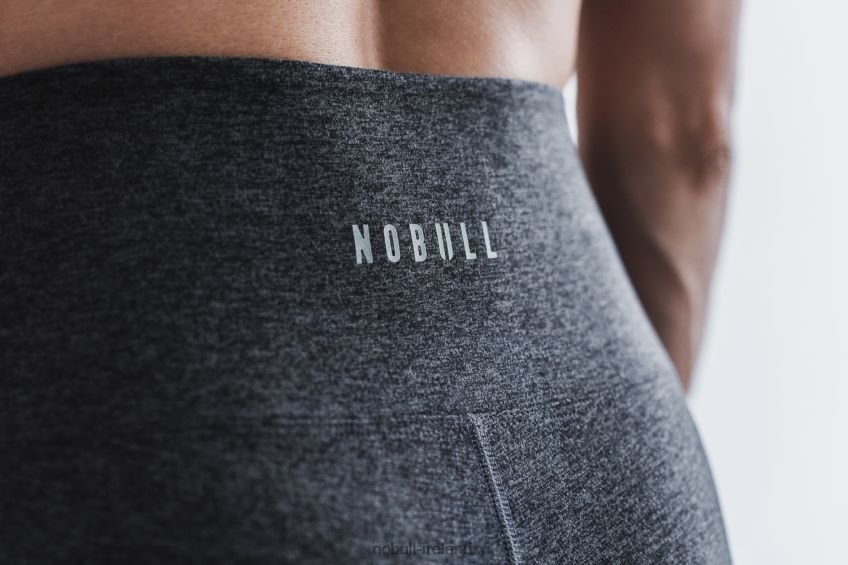 NOBULL N68P2P2139High-Rise Crop (Matte) Charcoal