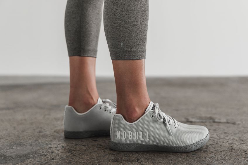 NOBULL N68P2P2294High-Rise Crop (Plush Heather) Grey