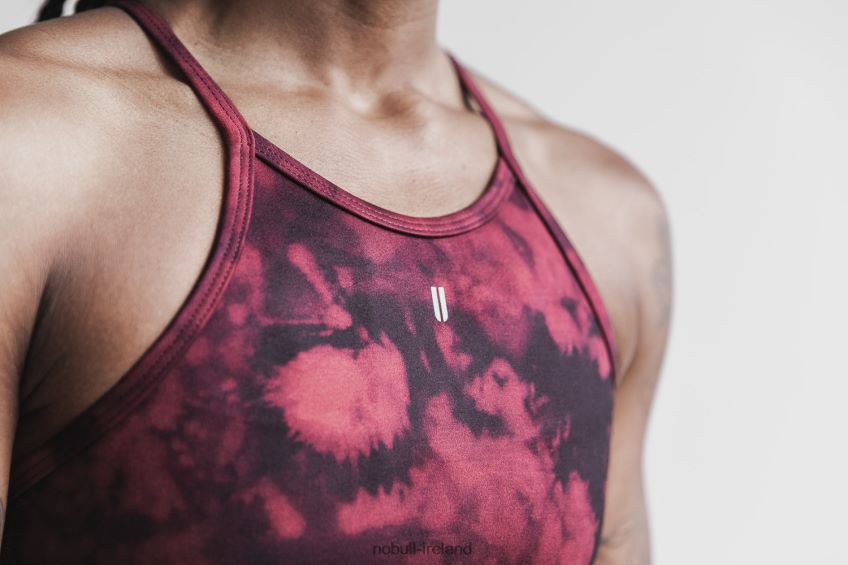 NOBULL N68P2P2310Halter Sports Bra (Tie-Dye) Lava