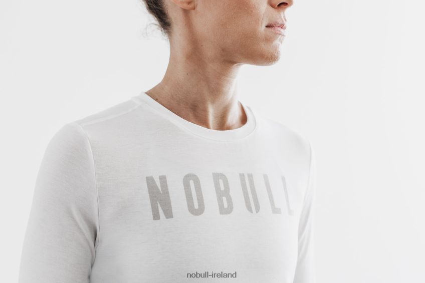 NOBULL N68P2P2378Women's Long Sleeve Tee