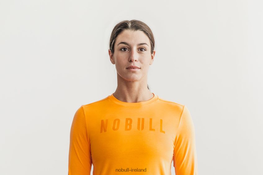 NOBULL N68P2P2450Women's Long Sleeve Tee (Neon) Orange