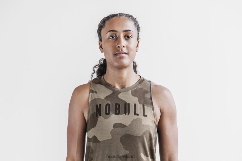 NOBULL N68P2P2533Women's High-Neck Tank (Camo) Dark