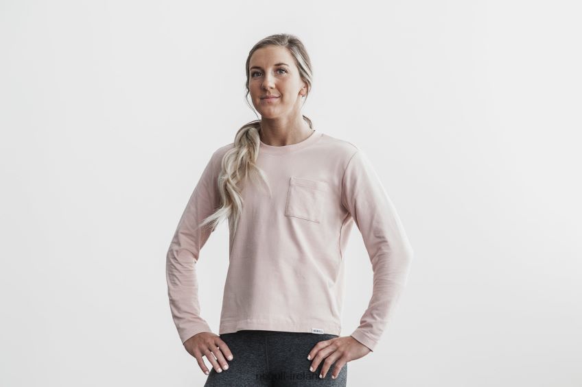 NOBULL N68P2P2554Women's Heavyweight Long Sleeve Pocket Boxy Tee Dusty