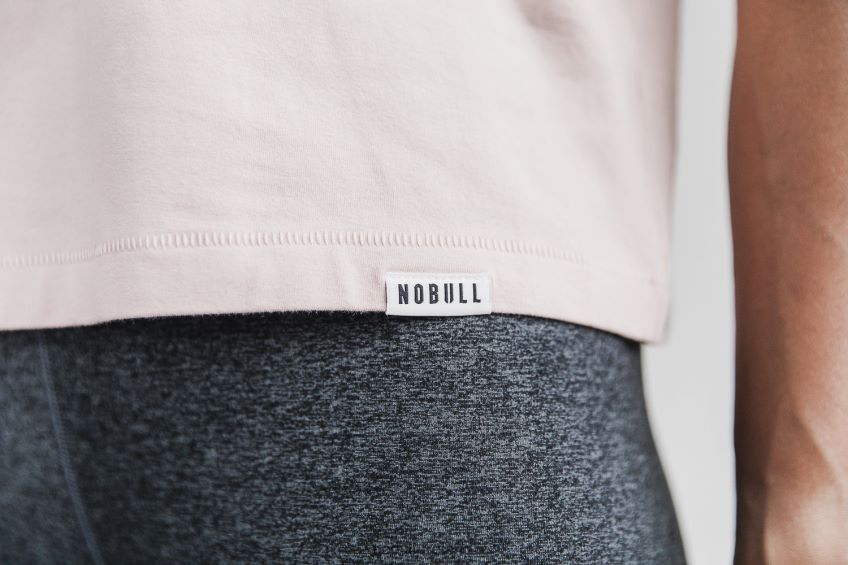 NOBULL N68P2P2561Women's Heavyweight Pocket Boxy Tee Dusty