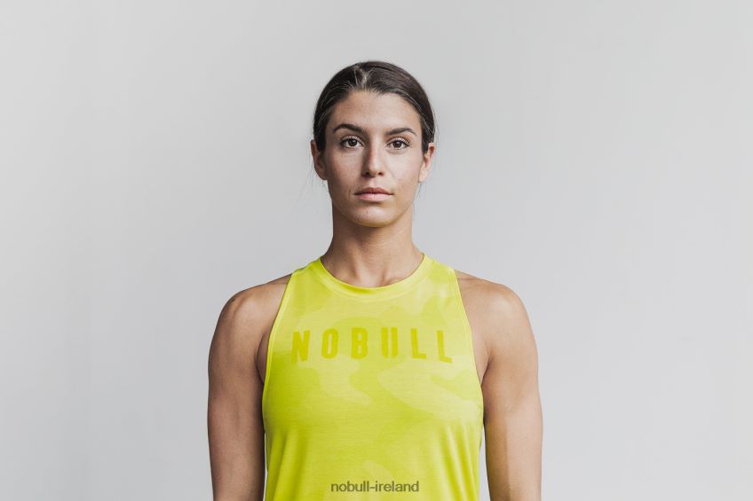 NOBULL N68P2P2572Women's High-Neck Tank (Neon Camo) Yellow