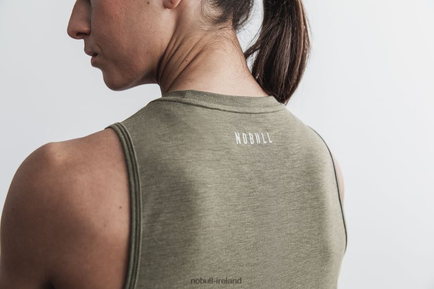 NOBULL N68P2P2704Women's Crossfit Muscle Tank Army