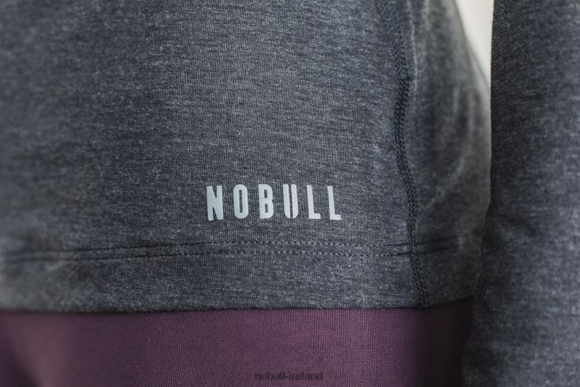 NOBULL N68P2P2797Women's Long Sleeves Tee