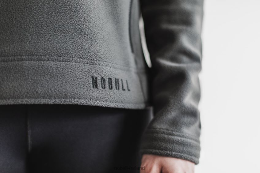 NOBULL N68P2P2803Women's Arctic Pullover Hoodie Dark