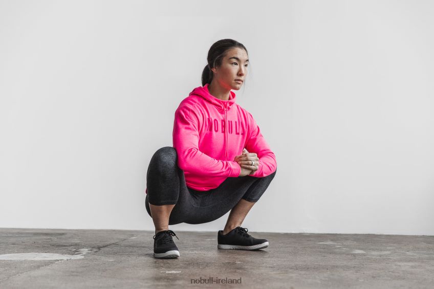 NOBULL N68P2P2870Women's Hoodie (Neon) Pink