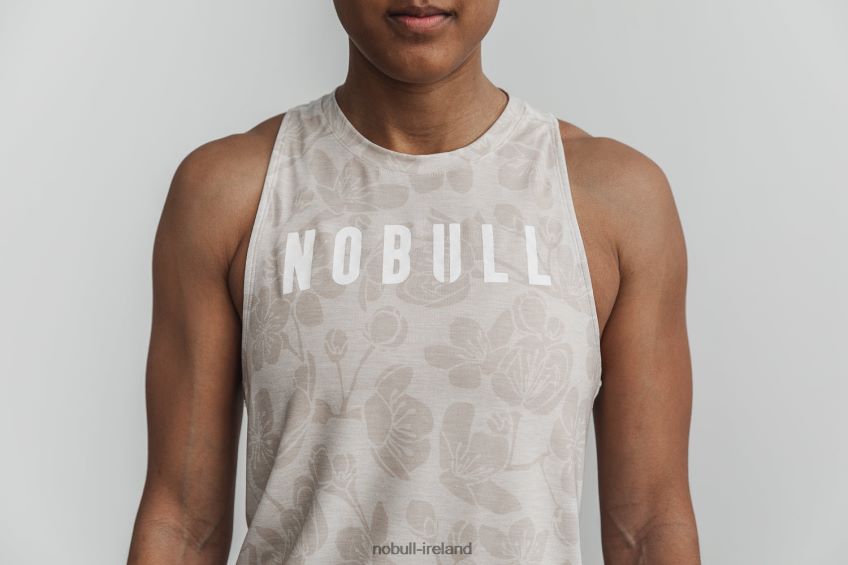 NOBULL N68P2P1804Women's High-Neck Tank (Cherry Blossom) Oatmeal