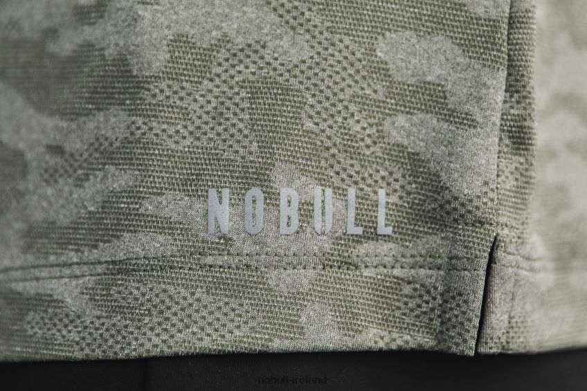 NOBULL N68P2P1780Women's Lightweight Textured Polo (Camo) Army